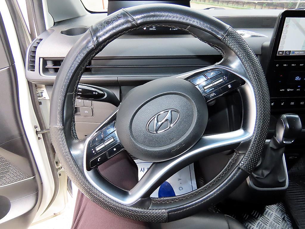 Hyundai Staria — miniaturë 9