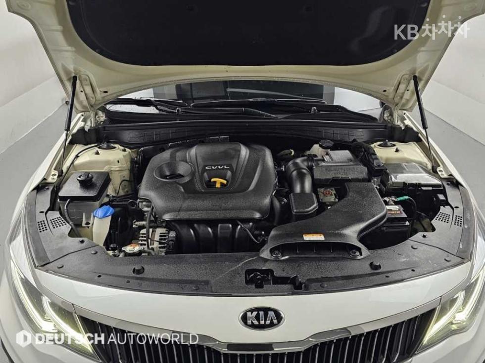 Kia K5 — miniaturë 6