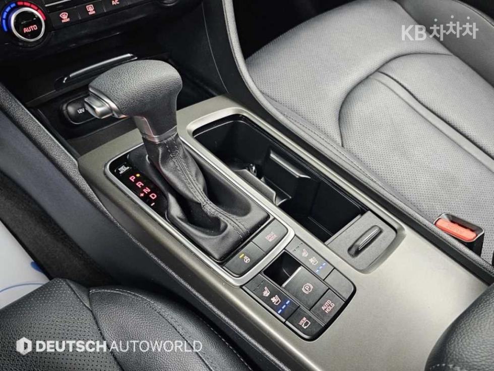 Kia K5 — miniaturë 9