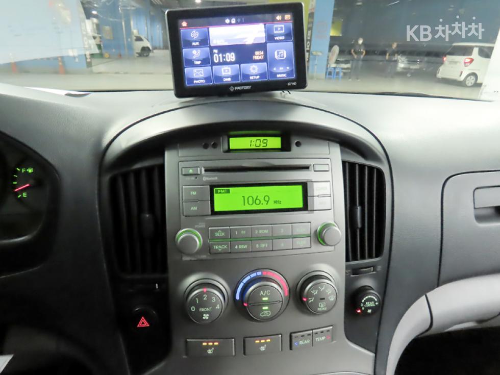 Hyundai Starex — miniaturë 13