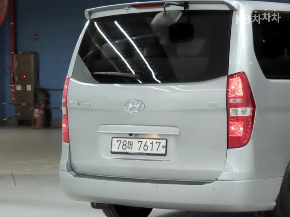 Hyundai Starex — miniaturë 16