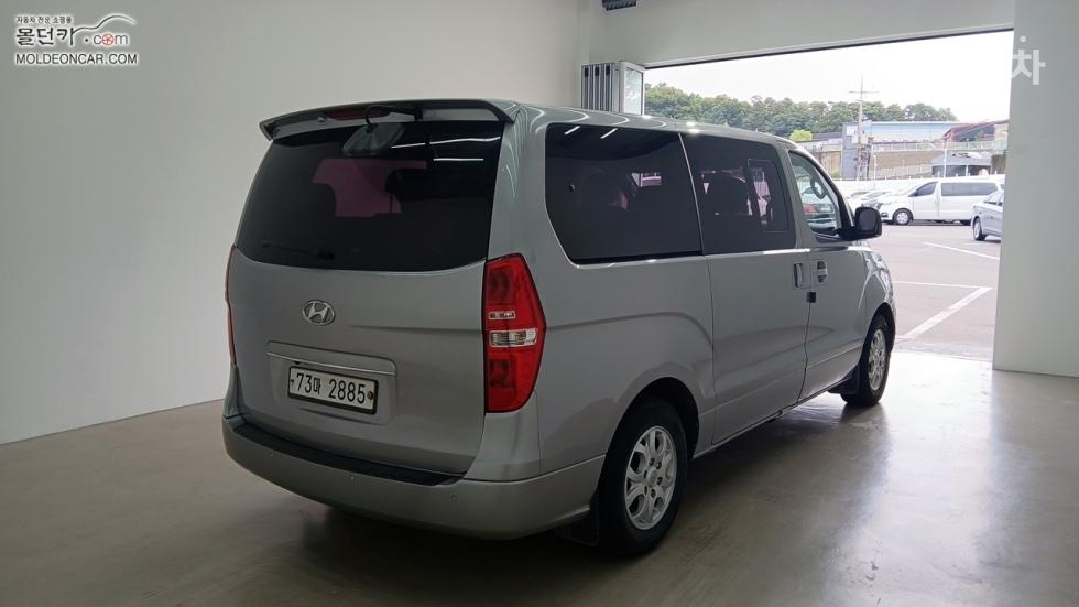 Hyundai Starex — miniaturë 2
