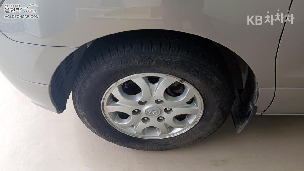 Hyundai Starex — miniaturë 6
