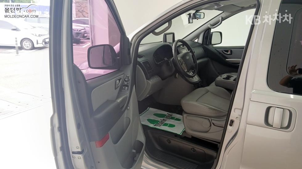 Hyundai Starex — miniaturë 9