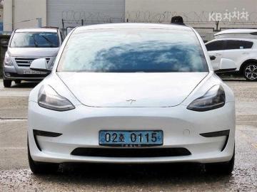 Tesla Model 3 Long Range AWD — foto 1