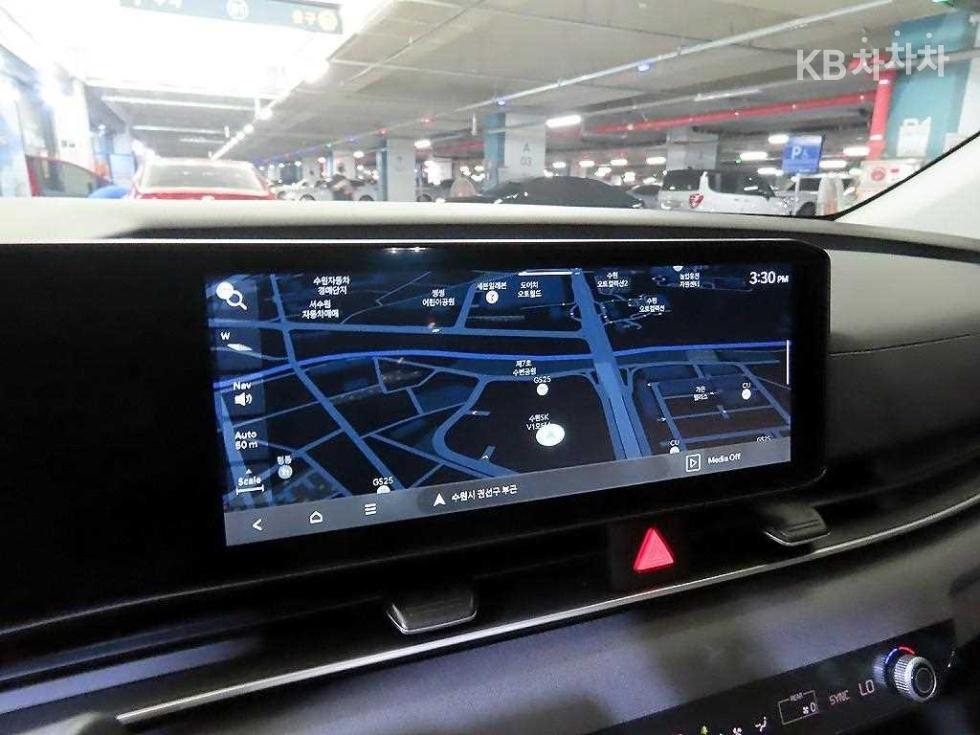 Kia Carnival — miniaturë 13