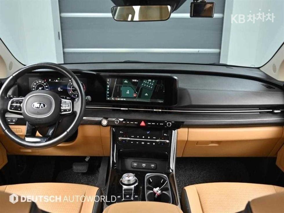 Kia Carnival — miniaturë 7