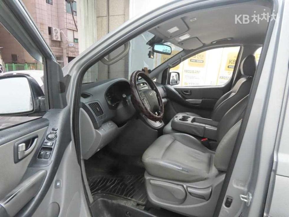 Hyundai Starex — miniaturë 5