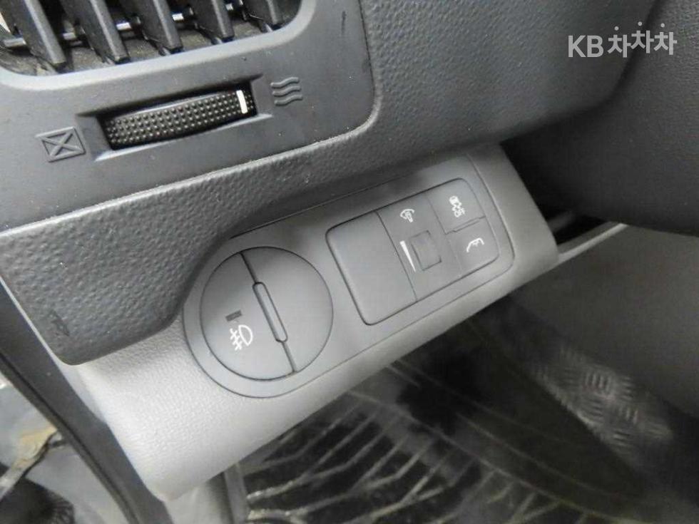 Hyundai Starex — miniaturë 10