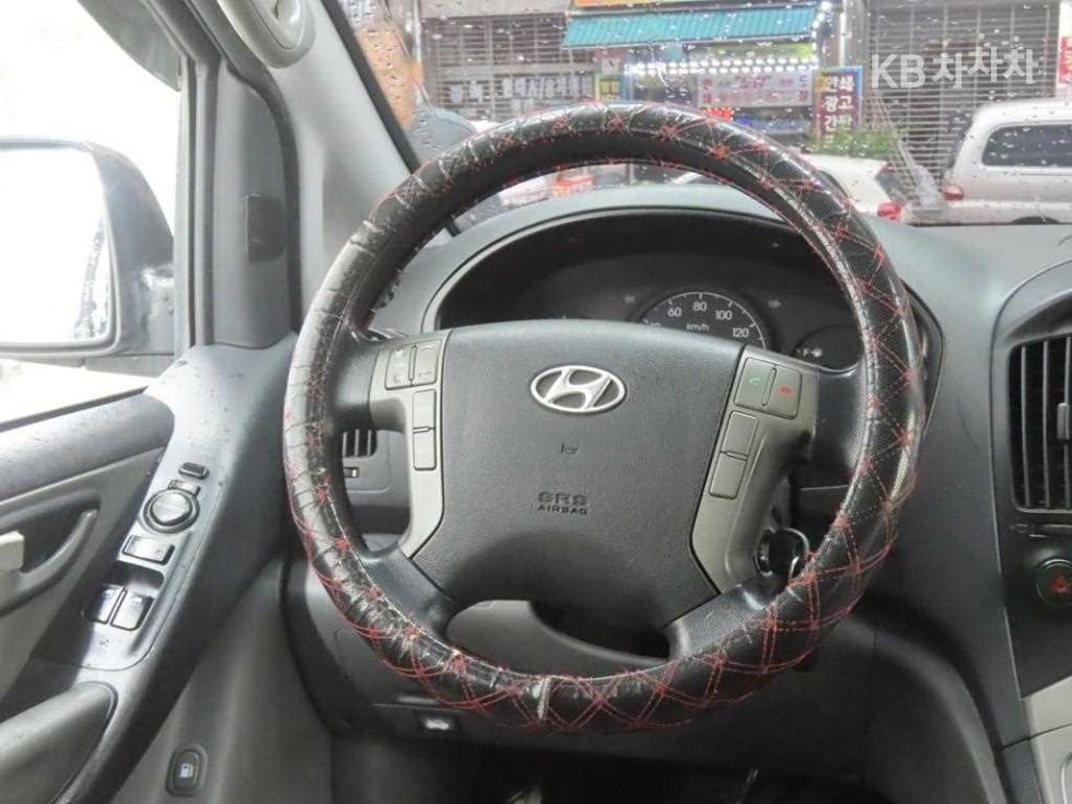 Hyundai Starex — miniaturë 17