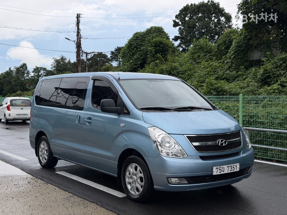 Hyundai Starex — miniaturë 3
