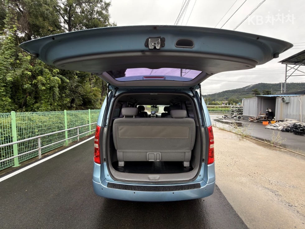 Hyundai Starex — miniaturë 7