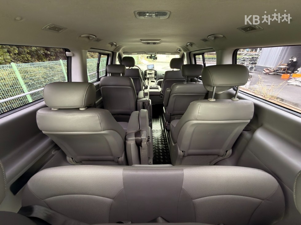 Hyundai Starex — miniaturë 8