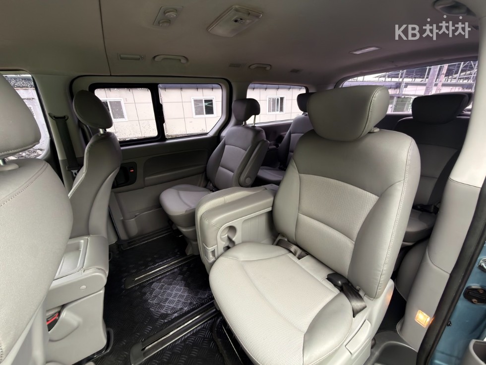 Hyundai Starex — miniaturë 9