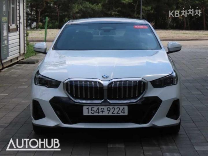 BMW 5er 530i xdrive m sport — foto 1