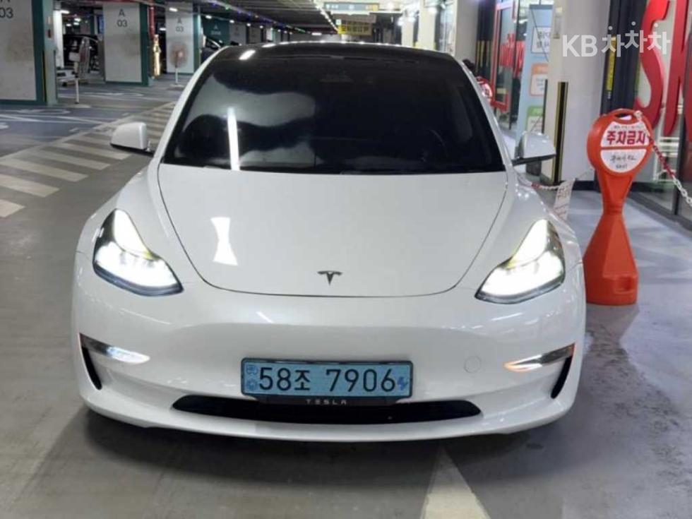 테슬라 모델 3 2022년식 테슬라 Model 3 Long Range