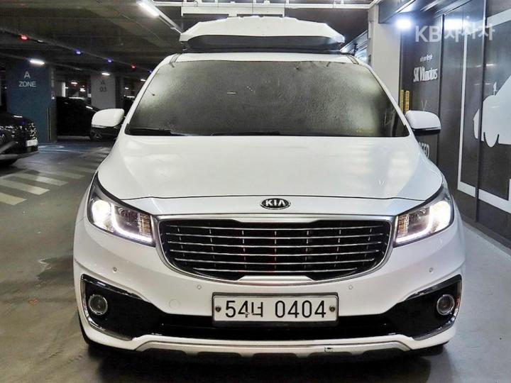 Kia Carnival — miniaturë 2