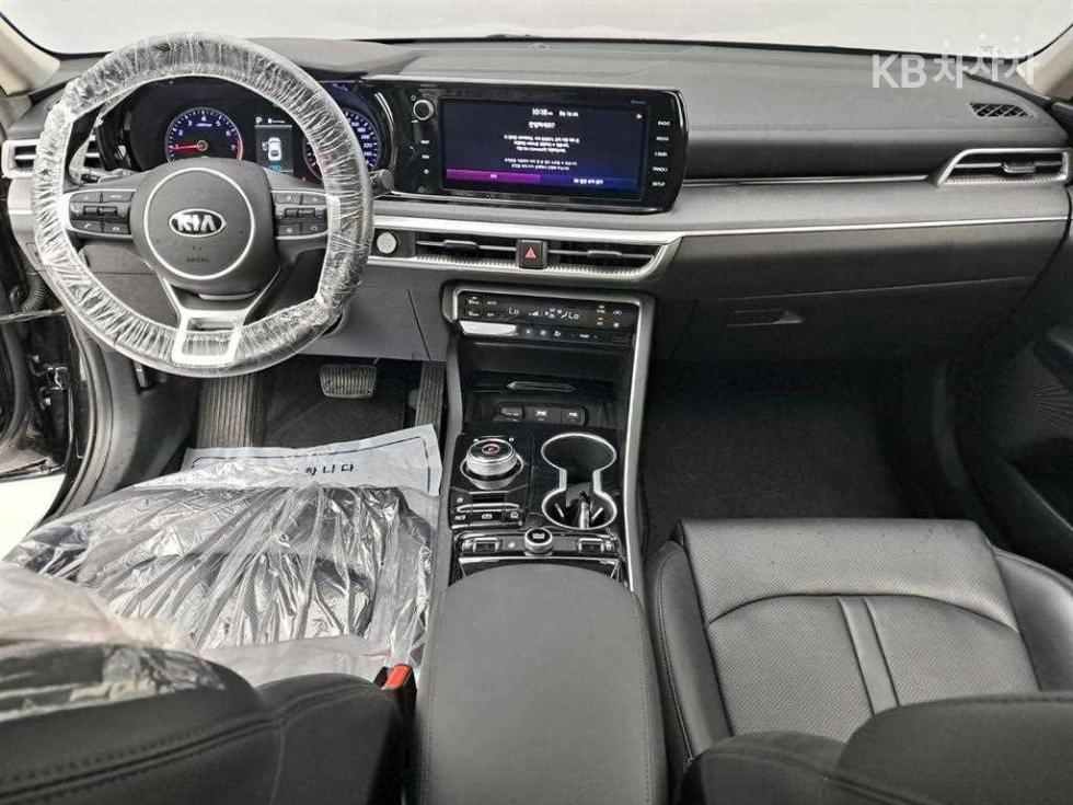 Kia K5 — miniaturë 6