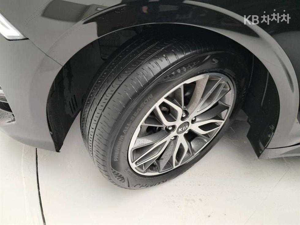 Kia K5 — miniaturë 19