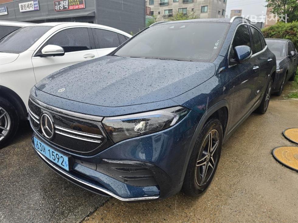 벤츠 EQA 2022년식 벤츠 EQA (H243) EQA 250 AMG Package Plus