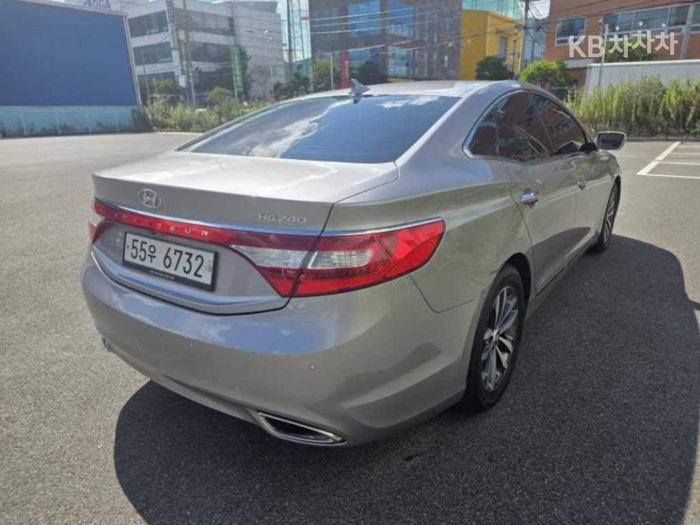 Hyundai Grandeur — miniaturë 3