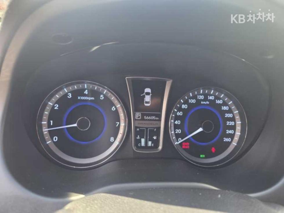 Hyundai Grandeur — miniaturë 11