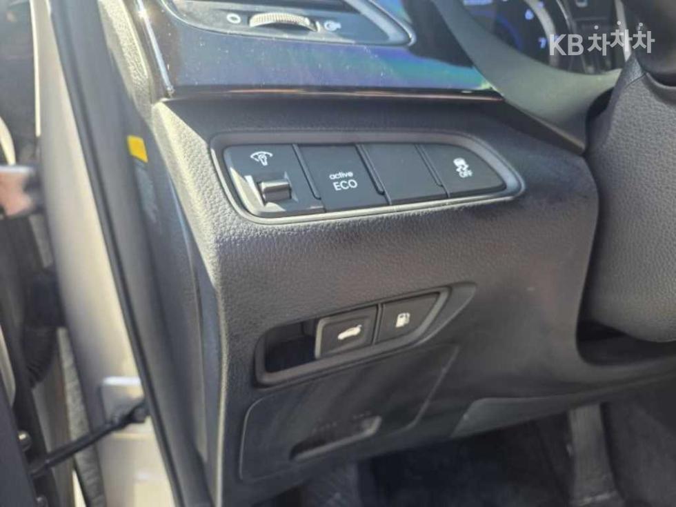 Hyundai Grandeur — miniaturë 17