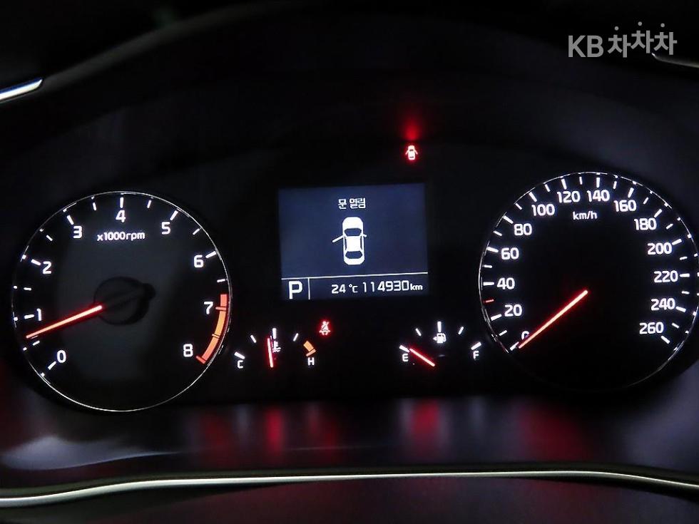 Kia K7 — miniaturë 9