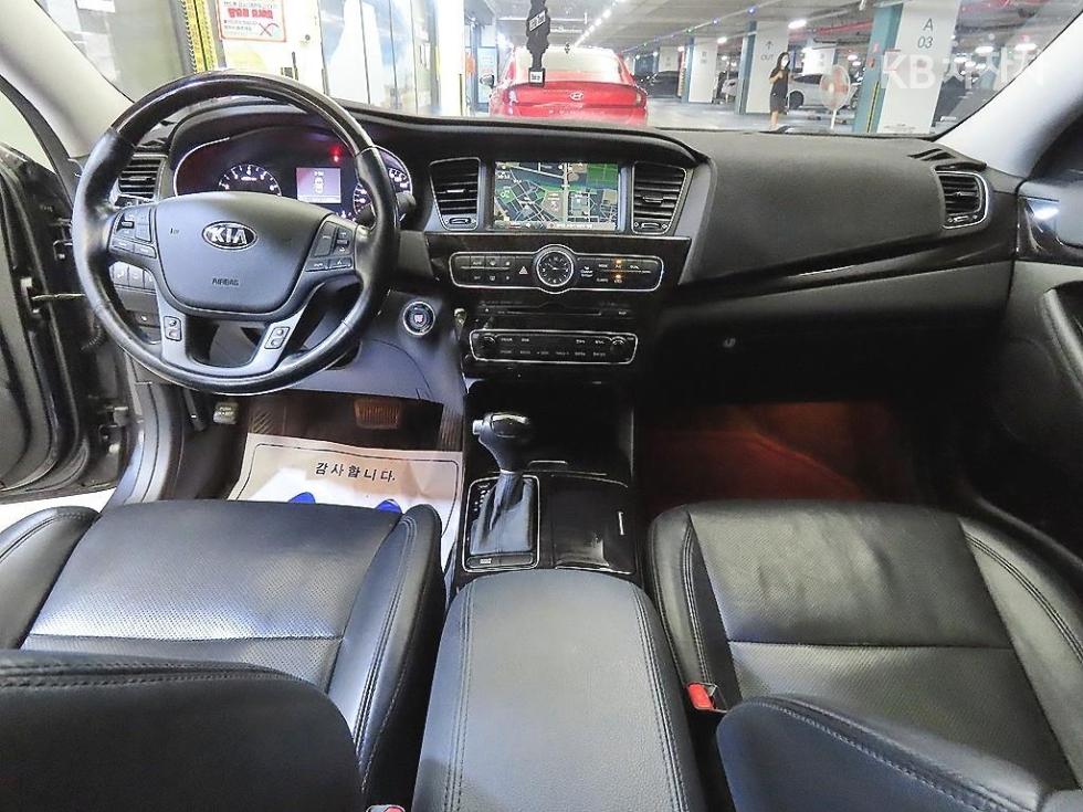 Kia K7 — miniaturë 10