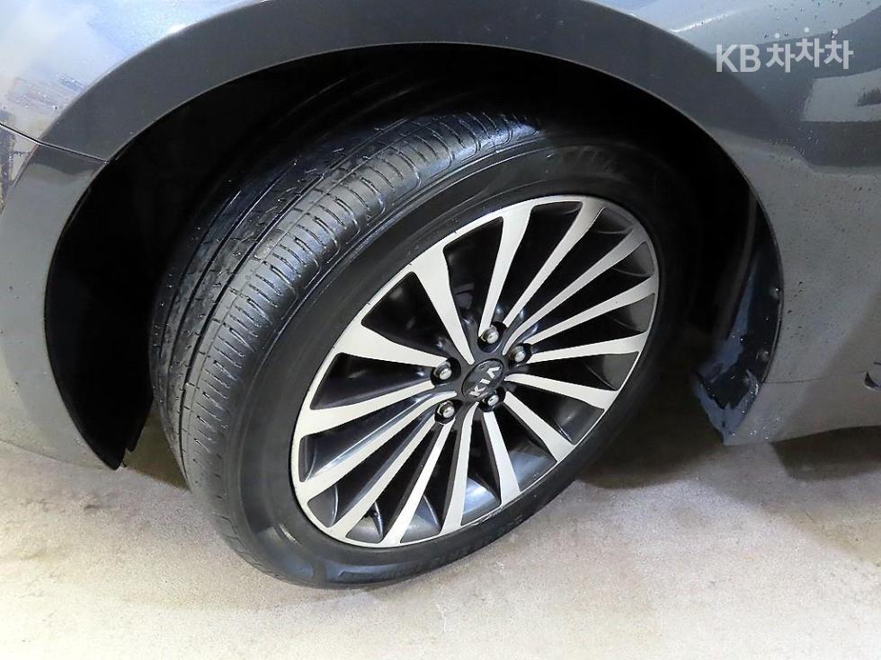 Kia K7 — miniaturë 20