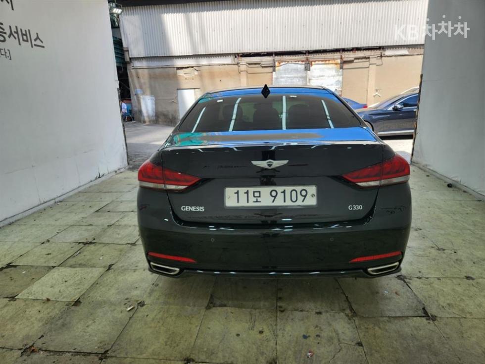 Hyundai Genesis — miniaturë 4
