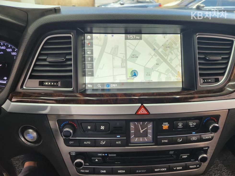 Hyundai Genesis — miniaturë 12