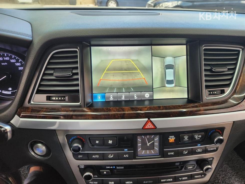 Hyundai Genesis — miniaturë 13