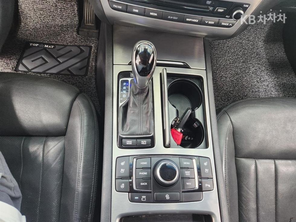 Hyundai Genesis — miniaturë 16