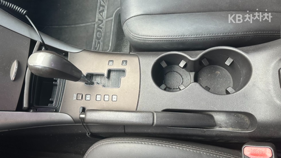 Hyundai Sonata — miniaturë 14