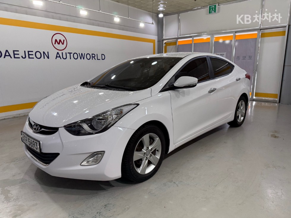 Hyundai Avante — miniaturë 2