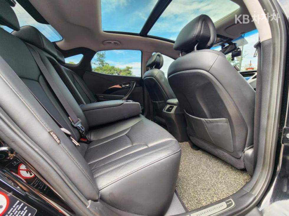 Hyundai Grandeur — miniaturë 13