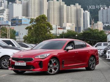 Kia Stinger 2.0  turbo 2wd  platinum — foto 1