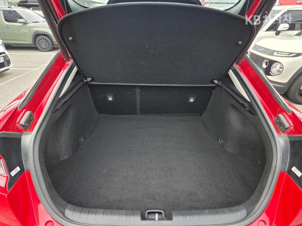 Kia Stinger — miniaturë 18