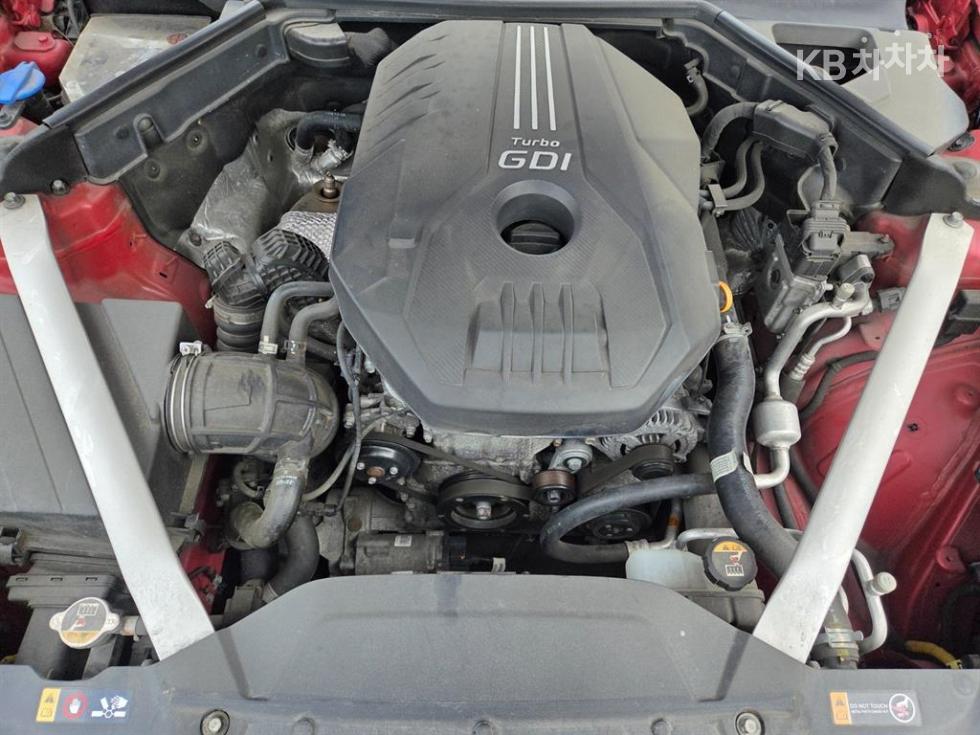 Kia Stinger — miniaturë 20