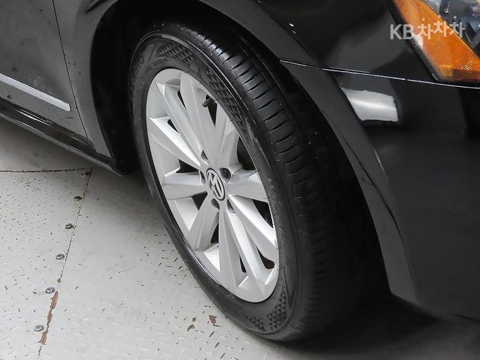 Volkswagen Passat — miniaturë 5