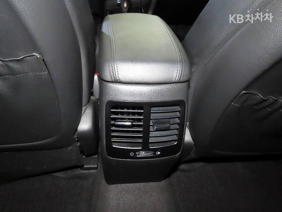 Kia K5 — miniaturë 18