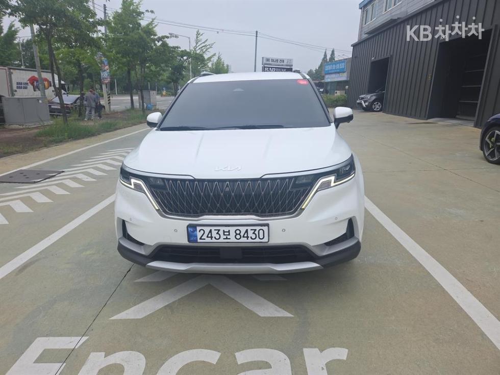 Kia Carnival D2.2 9인승 프레스티지 — foto 1