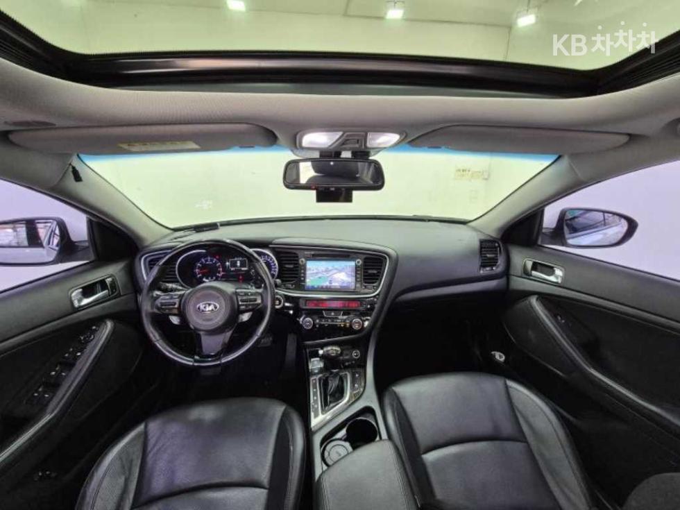 Kia K5 — miniaturë 7