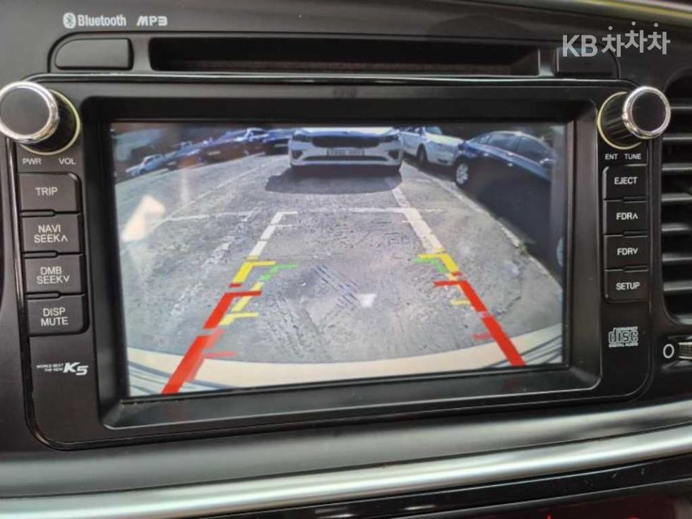 Kia K5 — miniaturë 10