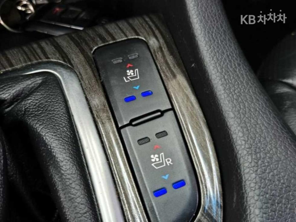 Kia K5 — miniaturë 12