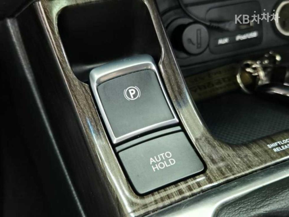 Kia K5 — miniaturë 13