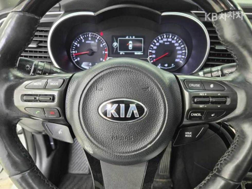 Kia K5 — miniaturë 15