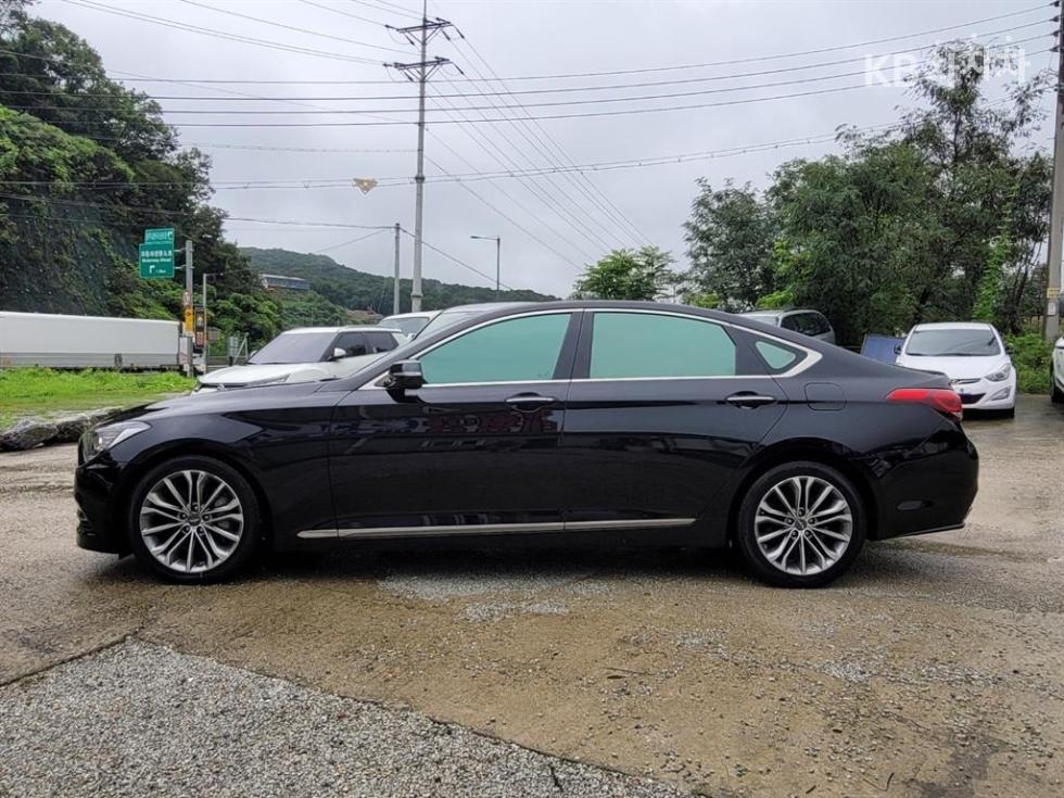Hyundai Genesis — miniaturë 3
