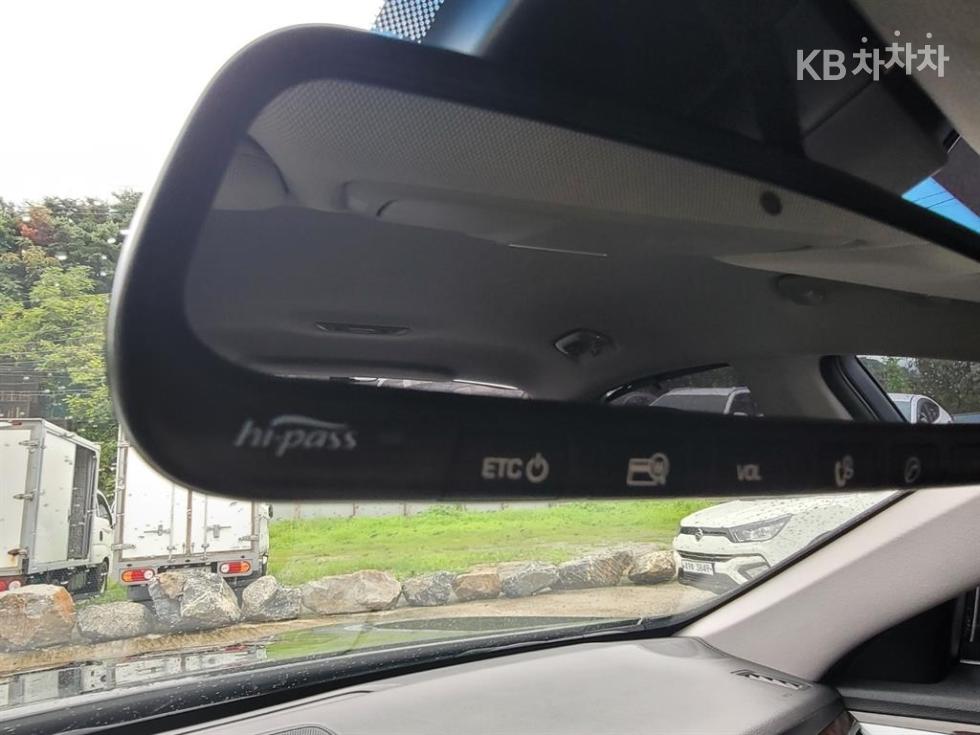 Hyundai Genesis — miniaturë 10